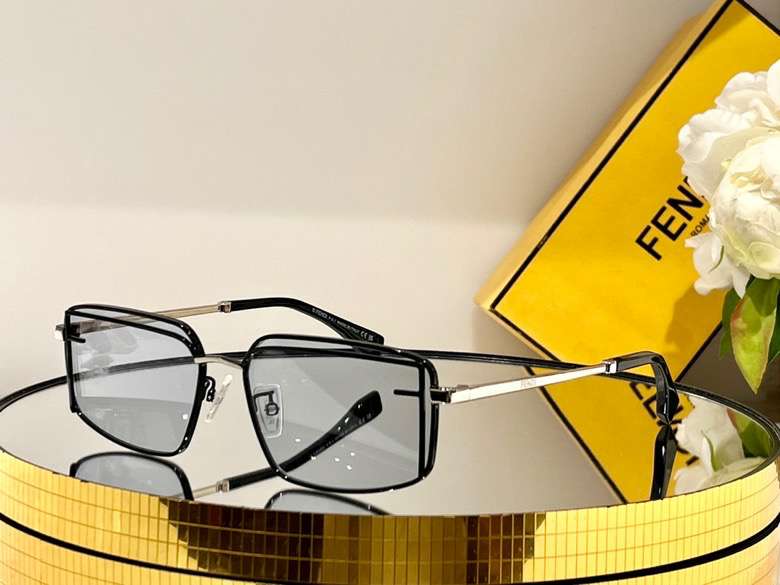 Picture of Fendi Sunglasses _SKUfw52349101fw